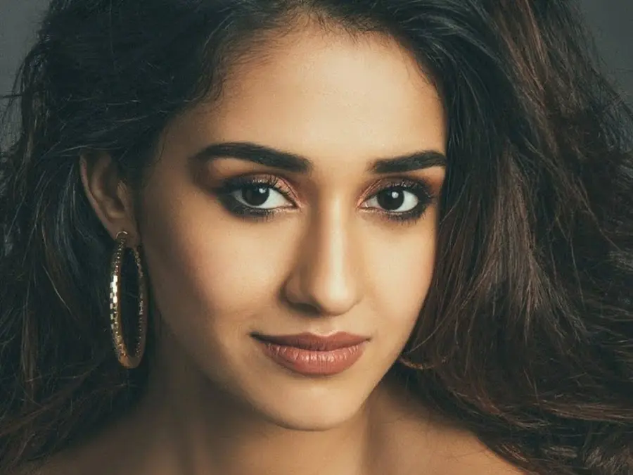 Disha Patani joins Vishal Bhardwaj's next opposite Shahid Kapoor for a 'dazzling cameo' Disha Patani joins Vishal Bhardwaj's next opposite Shahid Kapoor for a 'dazzling cameo'