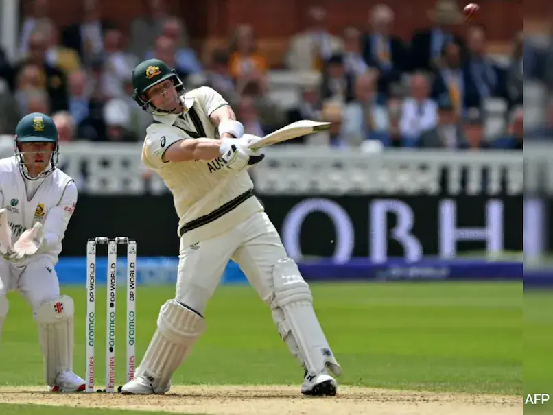Steve Smith - 816 points