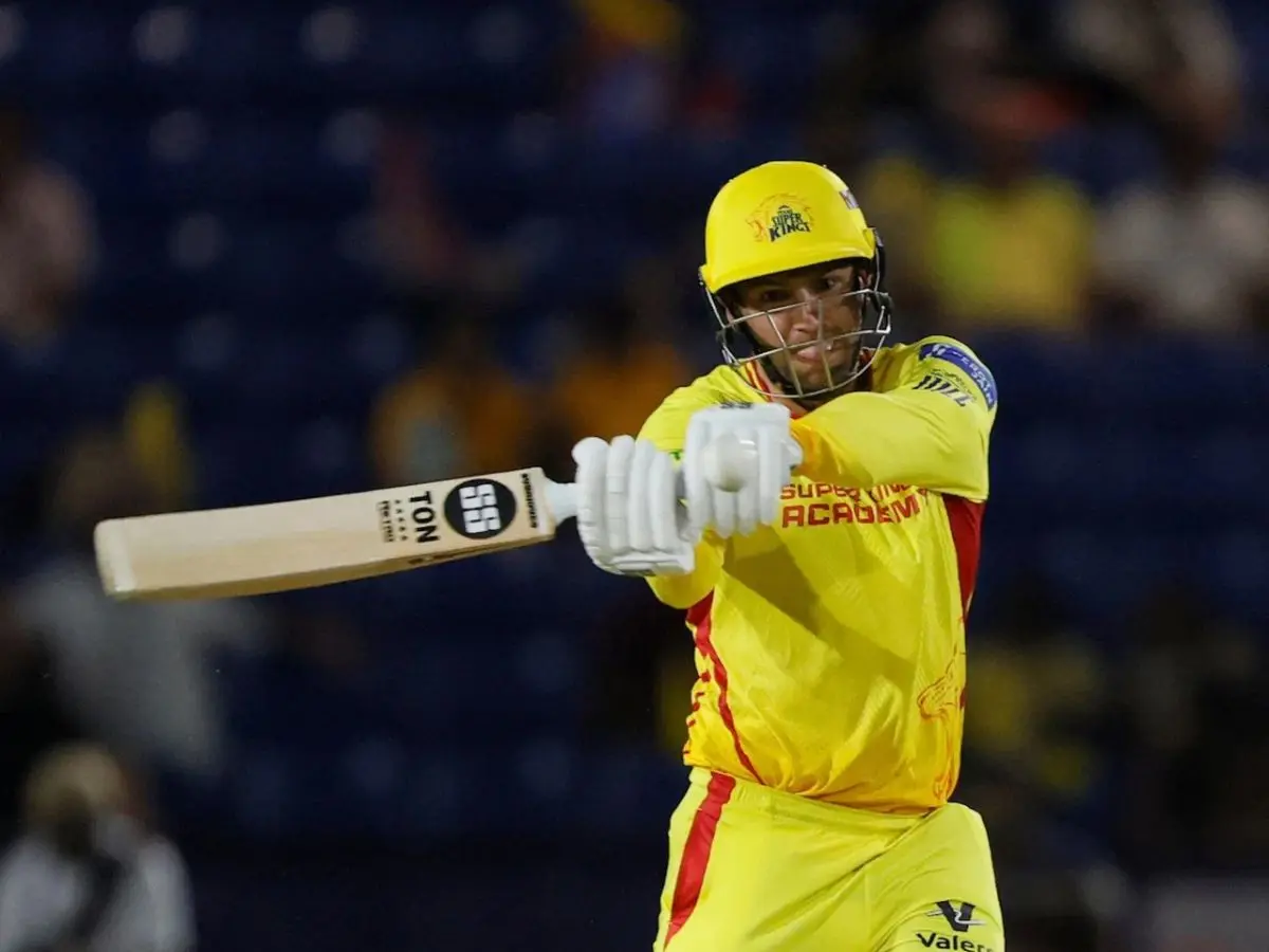 WATCH - Team retires batter on 6 off 5 balls, his replacement slams 37 off nine to seal thriller in MLC