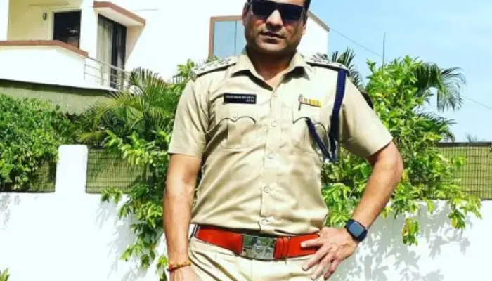 DSP Siraj to Lt. Colonel Dhoni - 6 Indian players who balanced cricket with armed forces and police