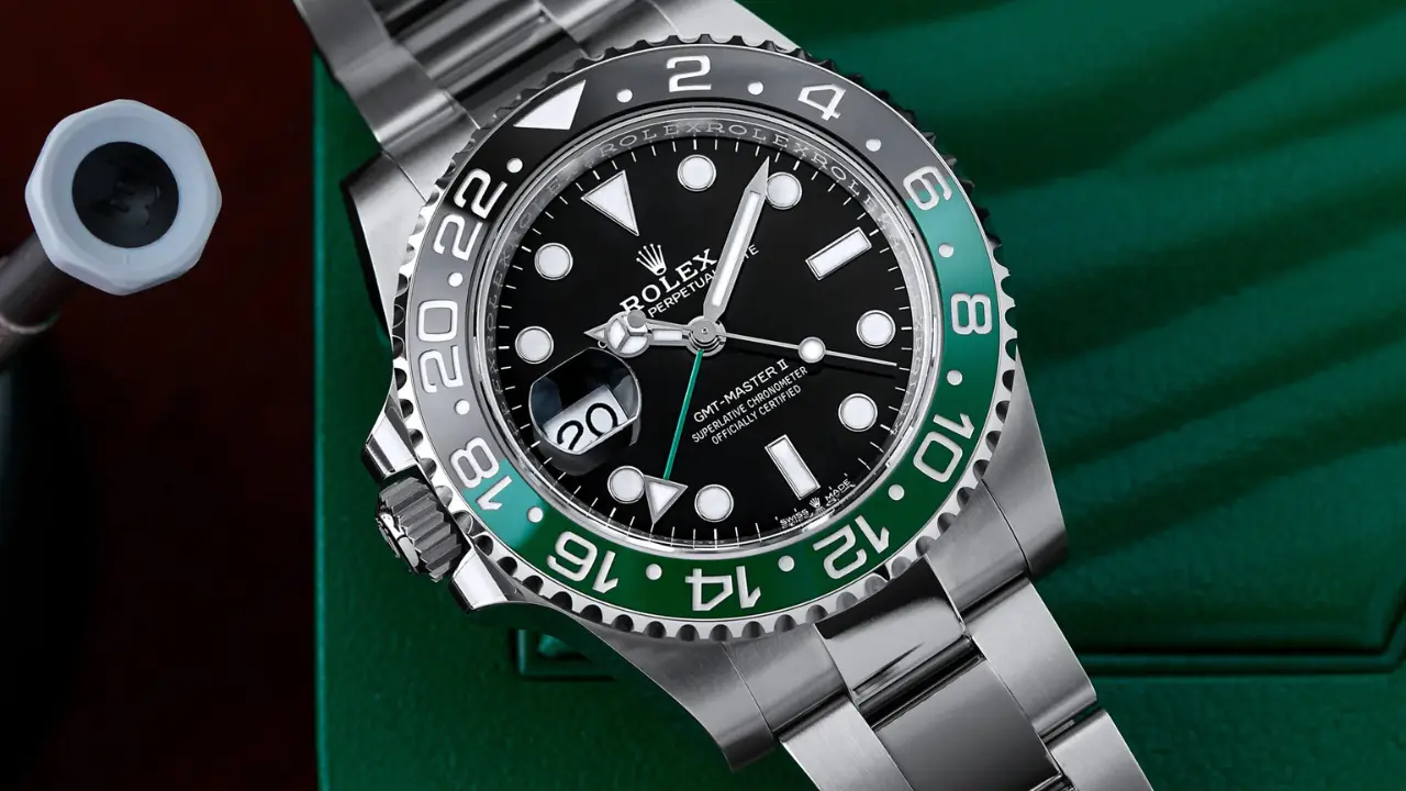 Dual Time Zone Feature