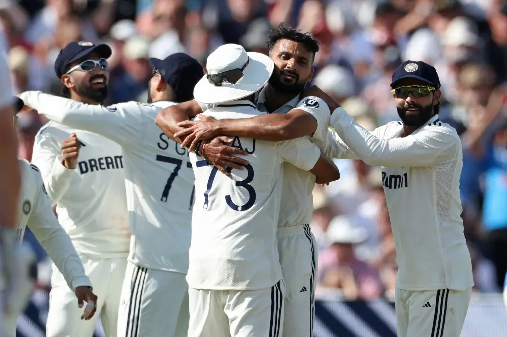 IND vs ENG: India pacers put England under pressure after skipper Gill's record double ton
