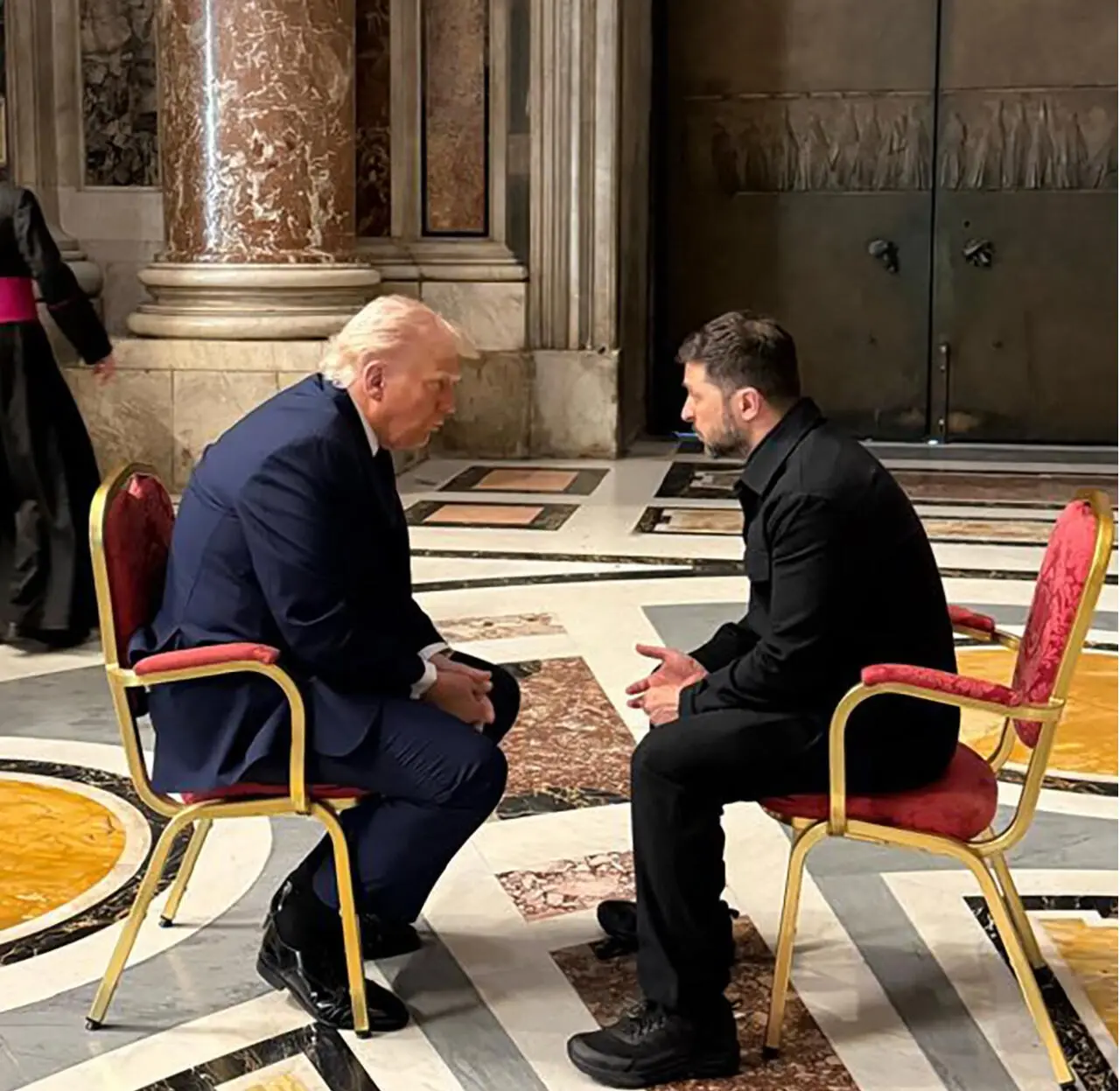 Zelensky, Trump discuss Russian strikes, ‘opportunities’ in air defence in phone call