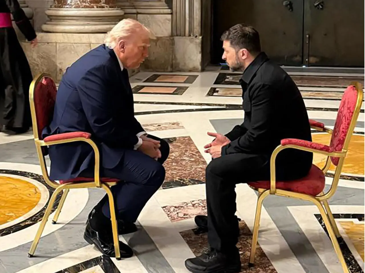 Zelensky, Trump discuss Russian strikes, ‘opportunities’ in air defence in phone call
