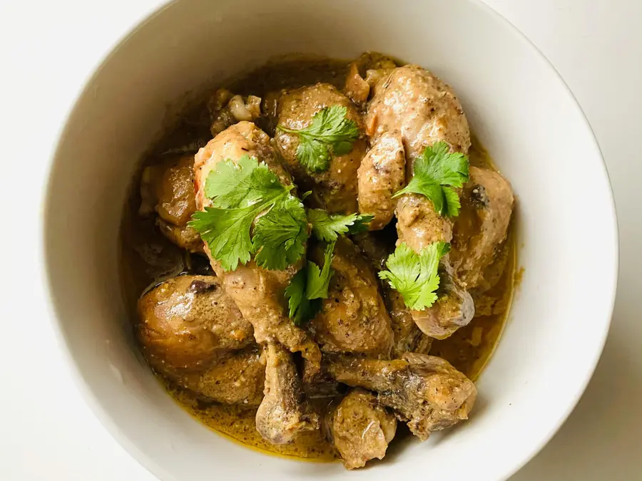 Chinese TV host slammed for giving chicken drumsticks to boys. Here's why it is a problem