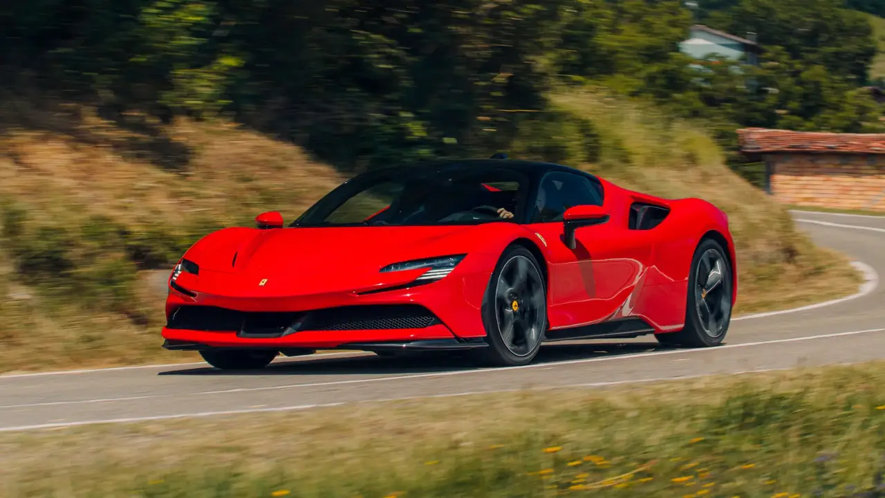 Ferrari SF90 Stradale - A New Hybrid Supercar