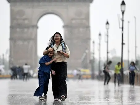 Weather Updates: Delhi braces for heavy rain, thunderstorms as IMD issues 'yellow alert' Weather Updates: Delhi braces for heavy rain, thunderstorms as IMD issues 'yellow alert'