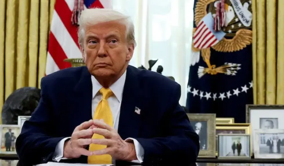 Trump delays tariff hike to August 1, urges quick trade deals