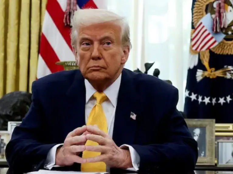Trump delays tariff hike to August 1, urges quick trade deals Trump delays tariff hike to August 1, urges quick trade deals