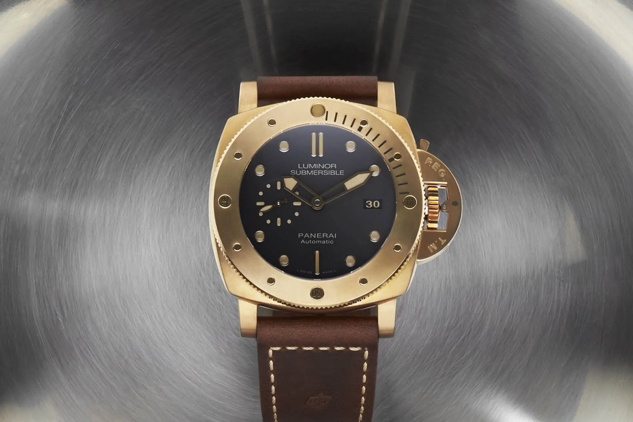 Panerai Luminor Submersible