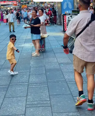 'Not ashamed': Mother justifies why she leashed her toddler son in New York city