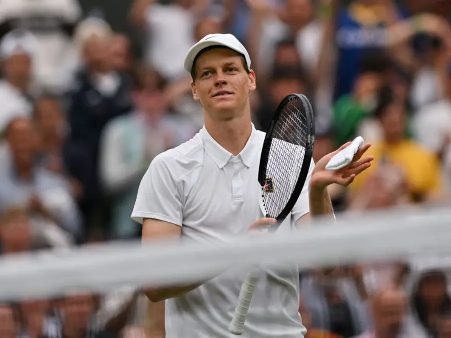 Wimbledon 2025: Jannik Sinner into quarter-finals after injury heartbreak for Grigor Dimitrov