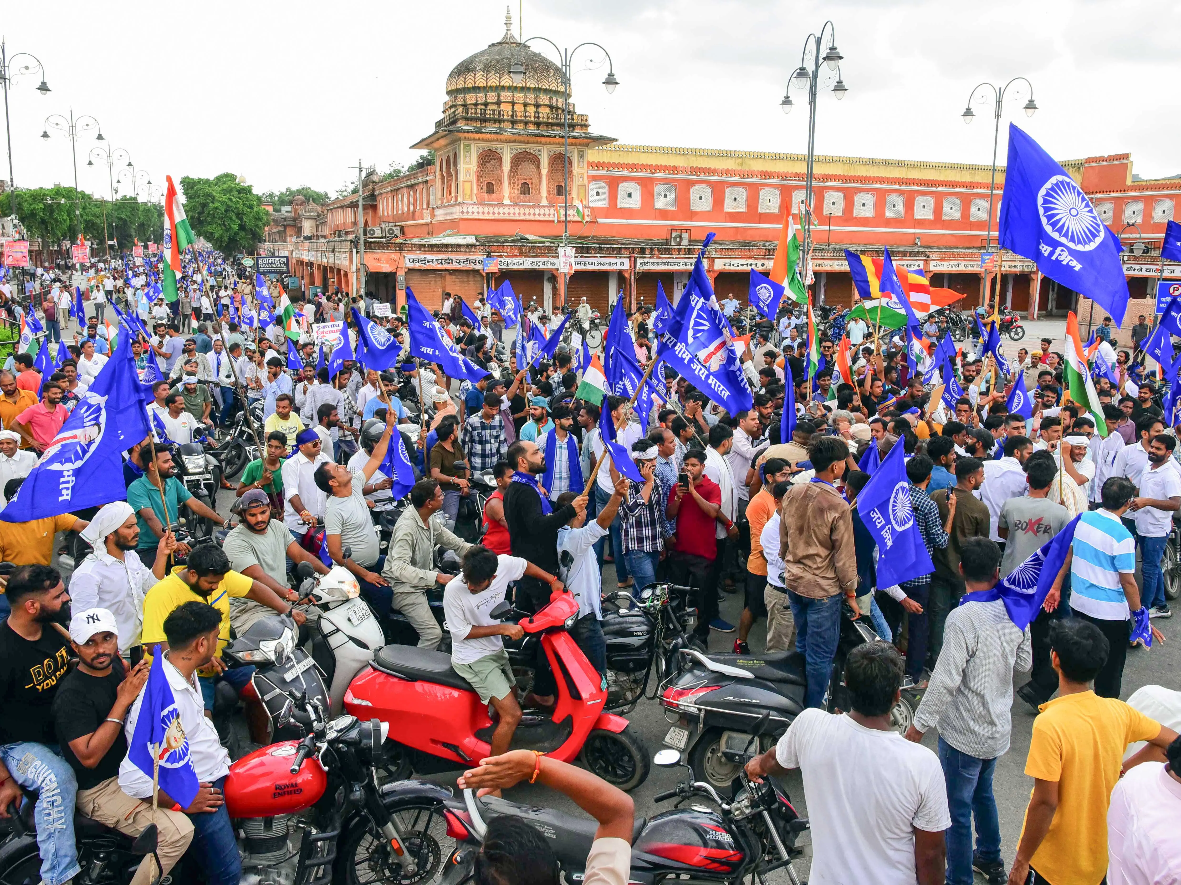 Bharat Bandh begins: Is India shut today? Are banks, ATMs, and markets open or closed? Bharat Bandh begins: Is India shut today? Are banks, ATMs, and markets open or closed?
