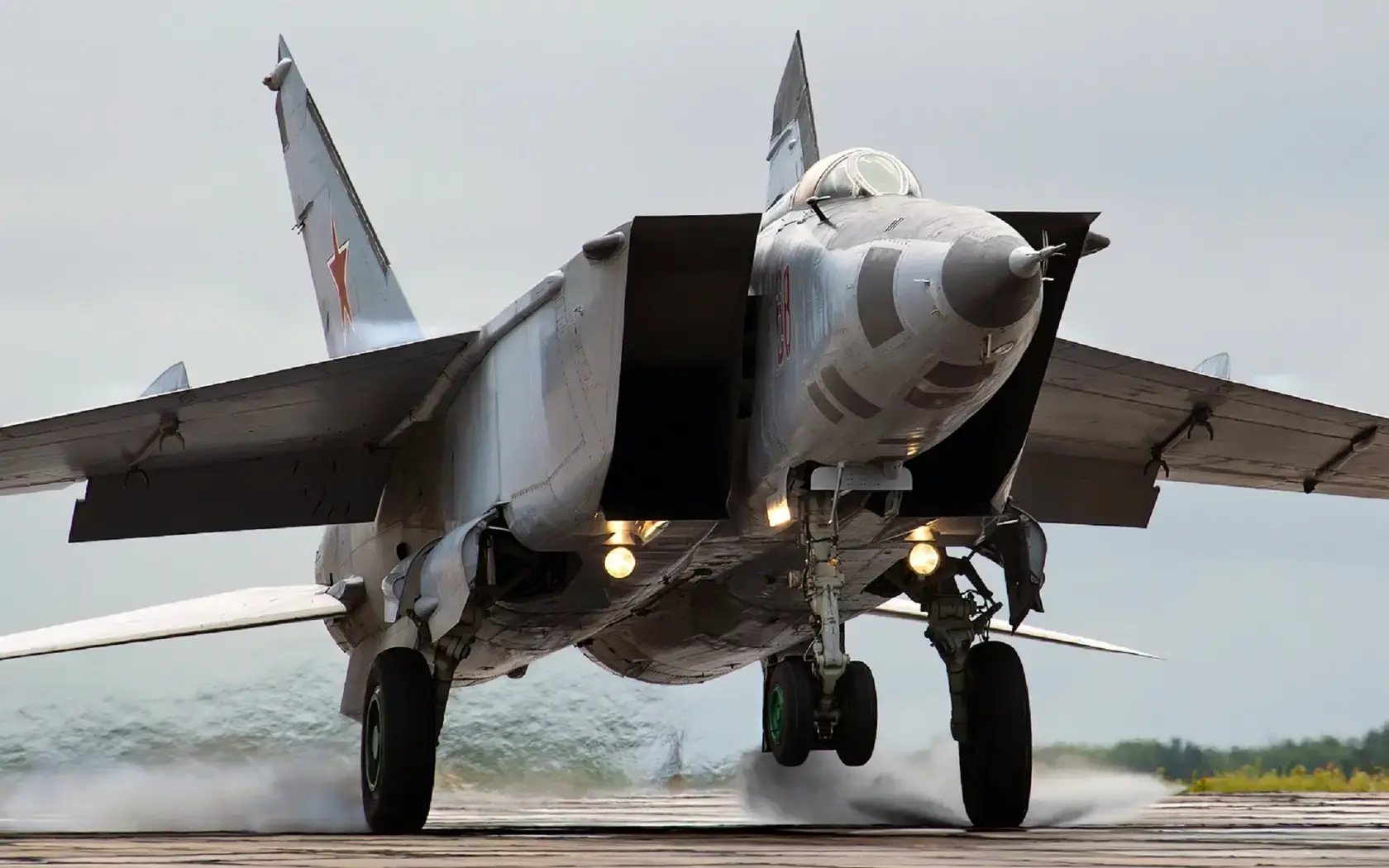 What Was the MiG-25 Foxbat?