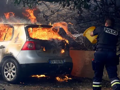 All the wildfires burning right now - List of Countries battling blazes