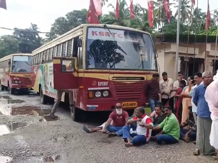 Are cabs, autos and other public transport working on Bharat Bandh? Here's what you should know before stepping out today