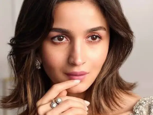 Fake bills and Rs 77 lakh fraud: Alia Bhatt's ex-secretary arrested after months on the run Fake bills and Rs 77 lakh fraud: Alia Bhatt's ex-secretary arrested after months on the run