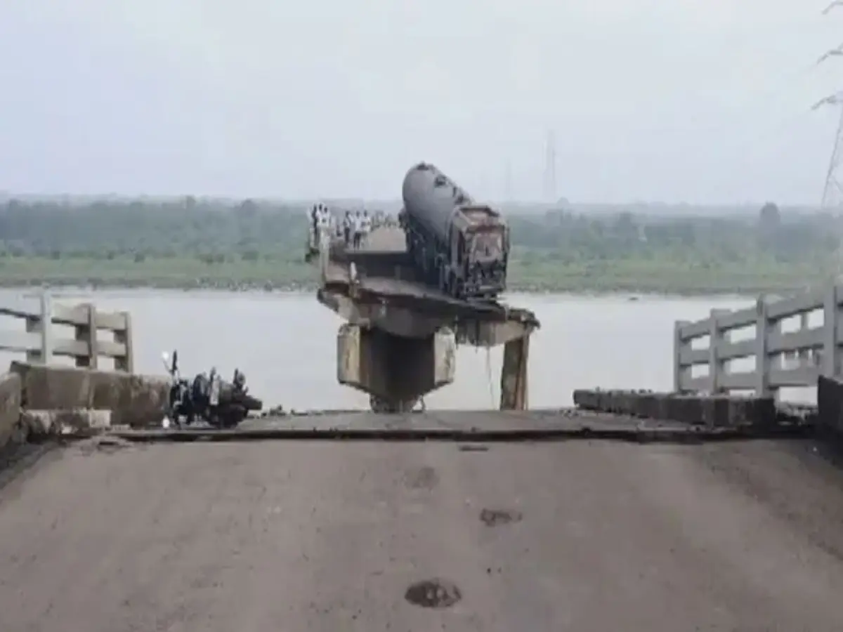 'Vadodara bridge had life span of 100 years', showed no signs of 'major structural damage' 'Vadodara bridge had life span of 100 years', showed no signs of 'major structural damage'
