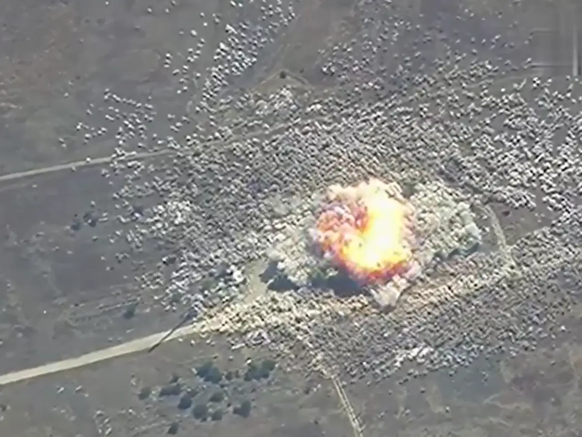 Russia uses Iskander missile to hit Ukraine, DESTROYS Ukrainian temporary deployment point - WATCH