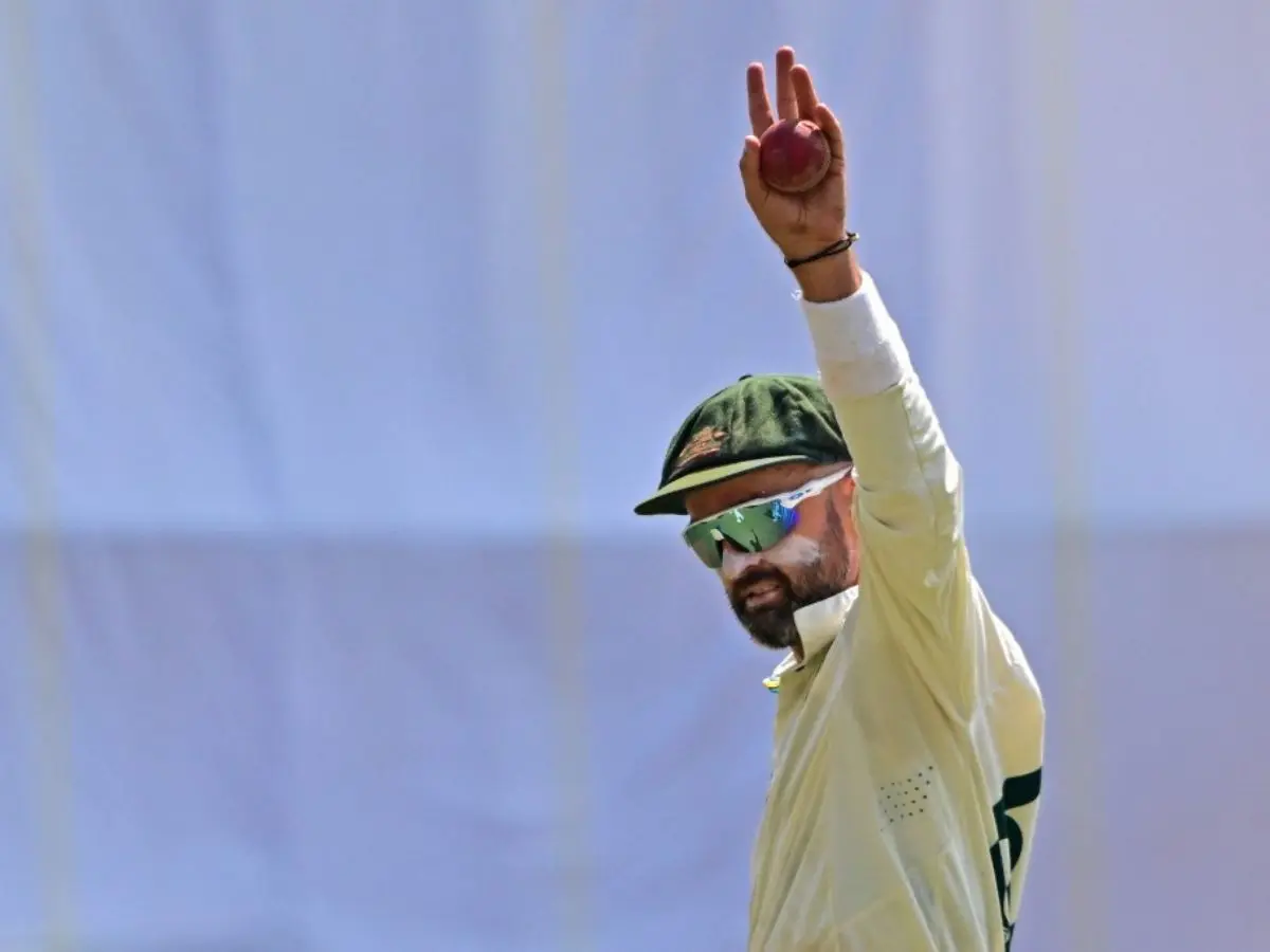 Tag-/Nacht-Test: Australien könnte Nathan Lyon im Spiel mit dem rosa Ball ...