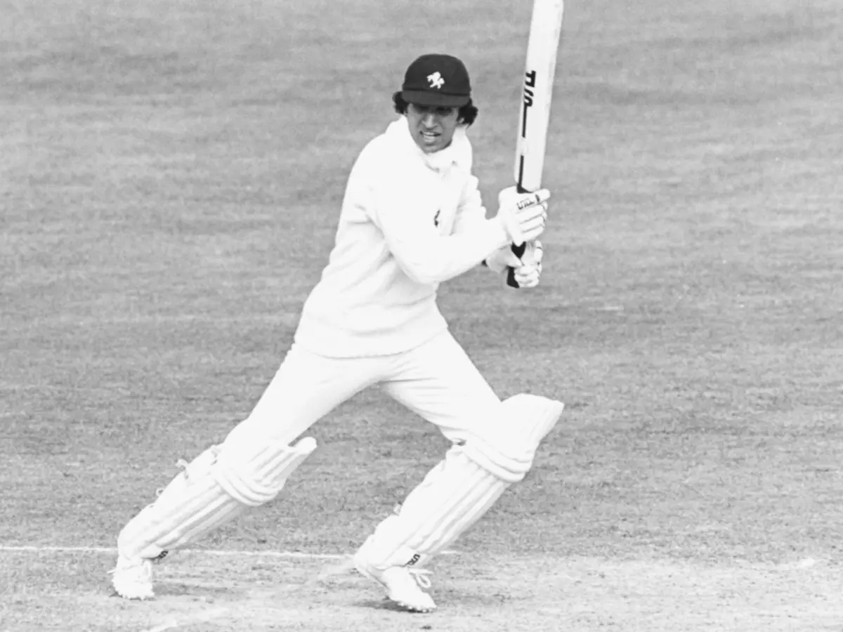 3. Pakistan vs New Zealand, Auckland, 1973 - 402 Runs