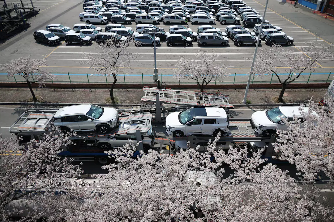 Global EV sales surge 24% in June, but US market faces headwinds