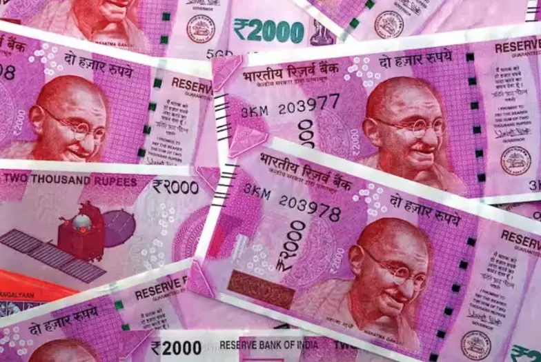 Rs 2000 notes trade underway along Nepal border; exchange rate is Rs 1200-1600: Report