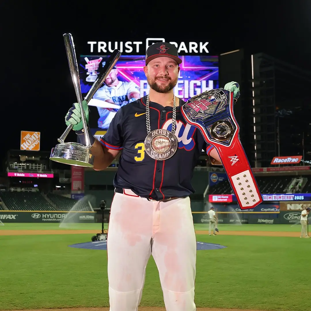 Home Run Derby: Mariners' Cal Raleigh first catcher to win after surviving Round 1 by 0.08 feet