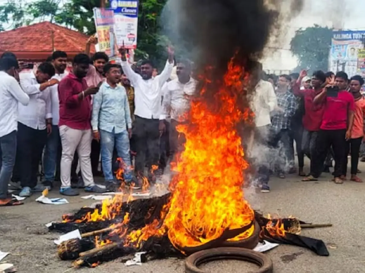 Anger over Balasore student’s death spills onto streets; cops deploy water cannons, tear gas; Oppn calls state bandh Anger over Balasore student’s death spills onto streets; cops deploy water cannons, tear gas; Oppn calls state bandh