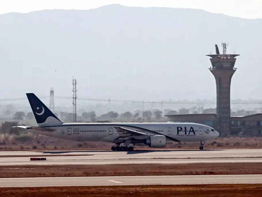 Britain lifts ban on Pakistani airlines – Here’s why PIA was barred from UK 5 years ago Britain lifts ban on Pakistani airlines – Here’s why PIA was barred from UK 5 years ago