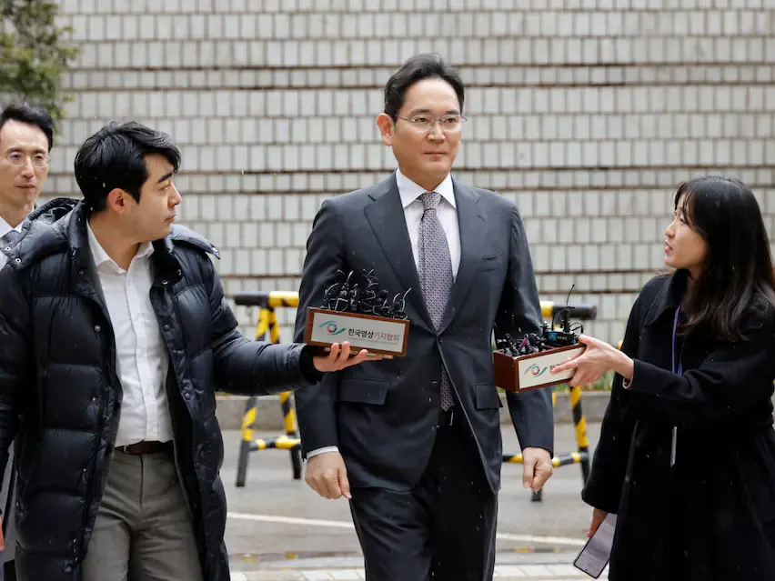Samsung chairman cleared of fraud charges, legal uncertainty removed Samsung chairman cleared of fraud charges, legal uncertainty removed