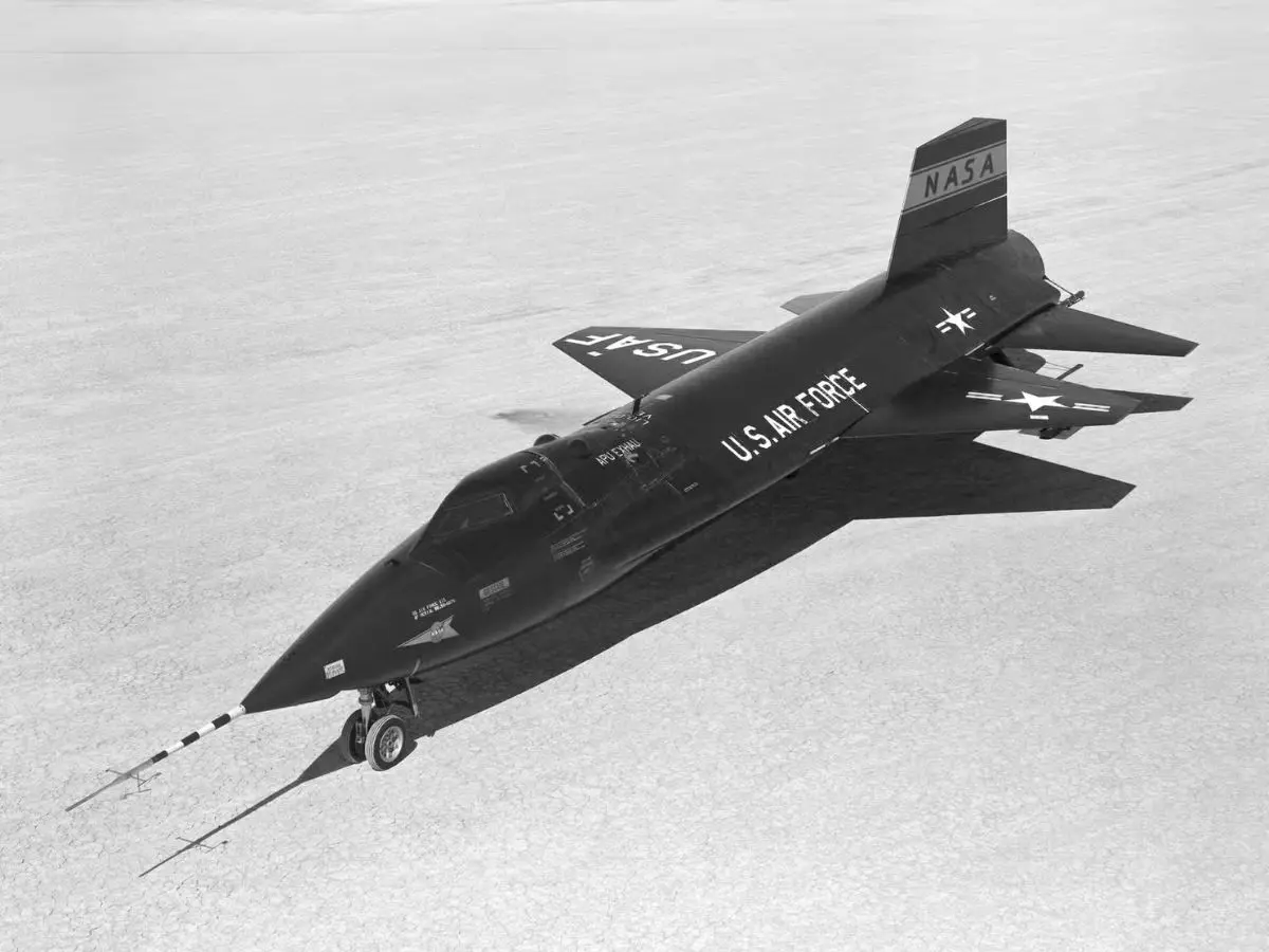 Fighter jets to flying giants: Inside 5 experimental aircraft that dared to push limits, and paid the price