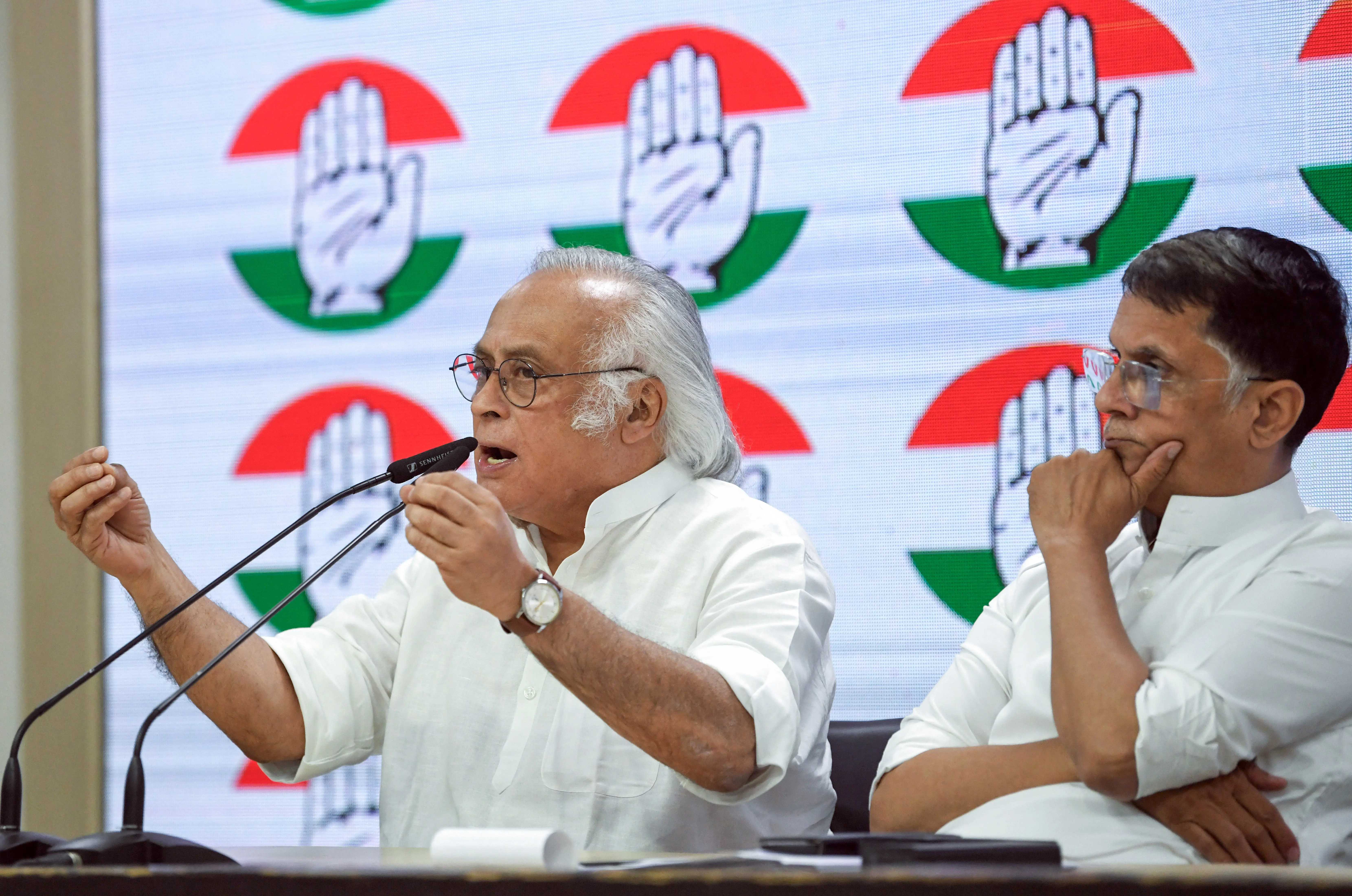 Congress takes 'huglomacy' dig at Modi over Trump's 'five jets shot down' claim