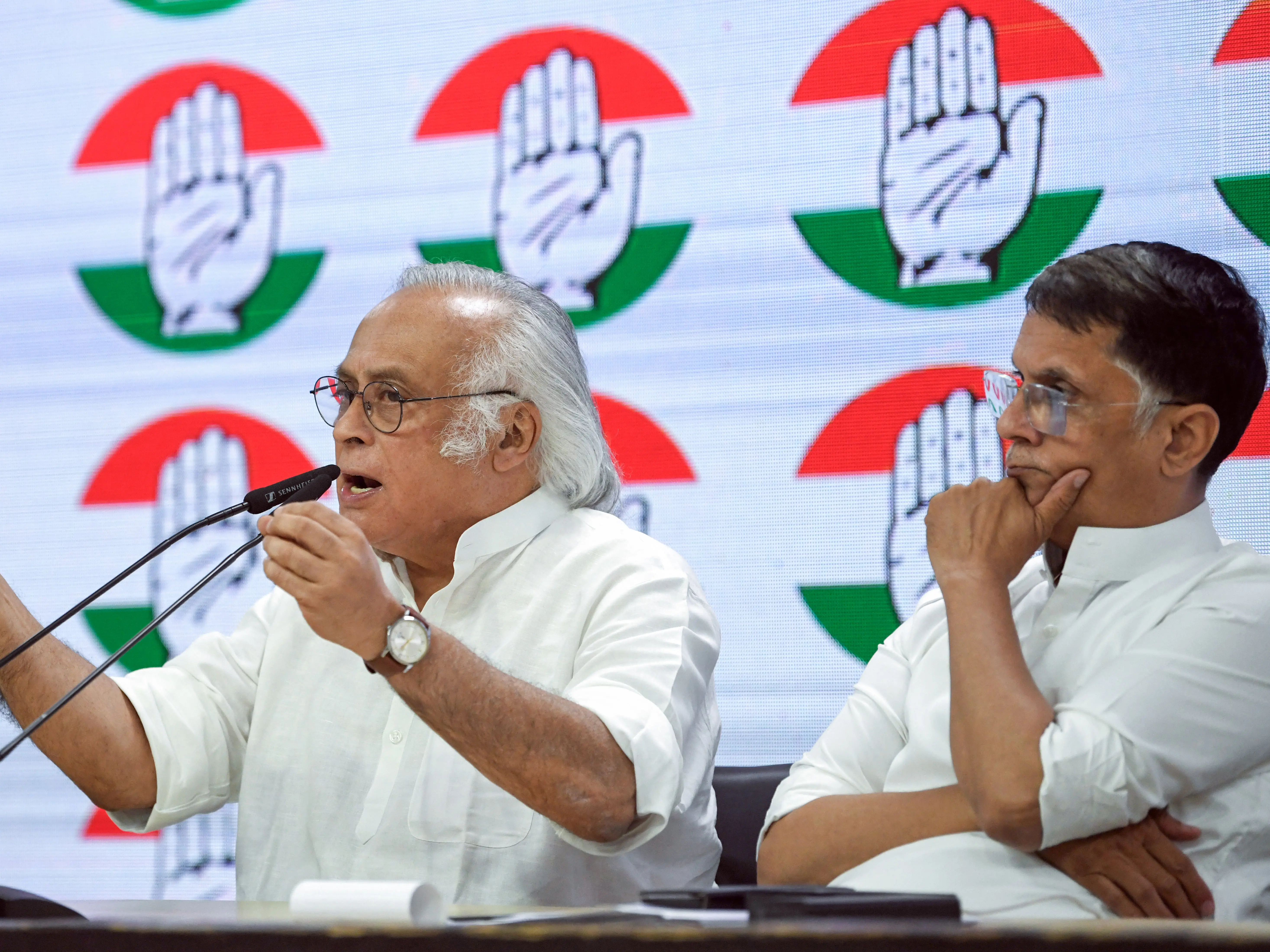 Congress takes 'huglomacy' dig at Modi over Trump's 'five jets shot down' claim Congress takes 'huglomacy' dig at Modi over Trump's 'five jets shot down' claim