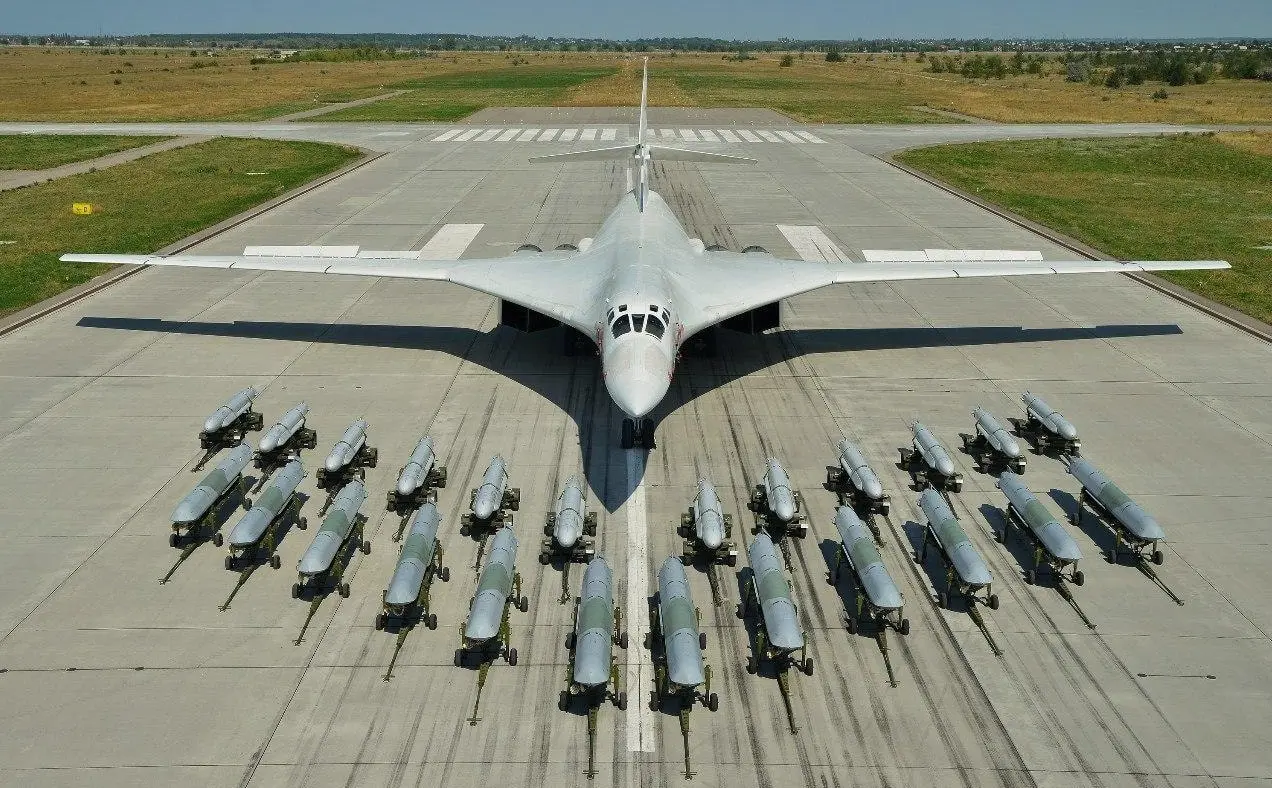 5 most deadliest planes that are not fighter jets