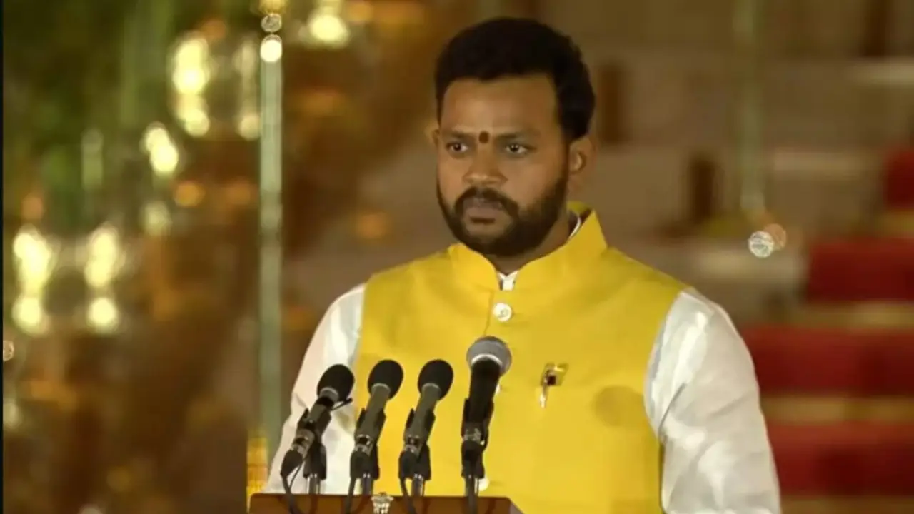 Civil aviation minister backs AAIB, slams ‘vested’ western media reports on Air India crash probe