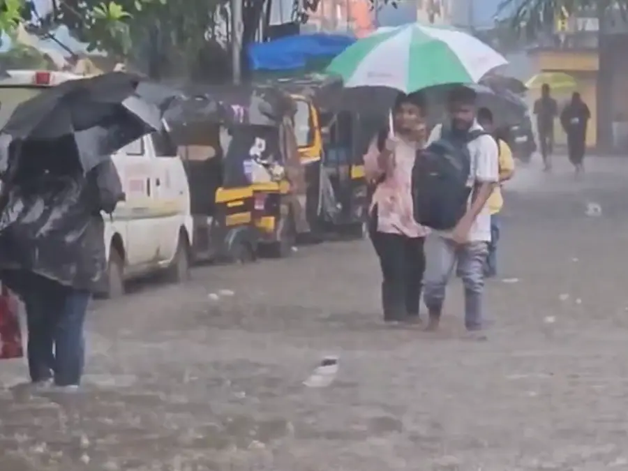 Which areas in Mumbai are worst hit by heavy rain? Full update on flooding, road closures and train disruptions
