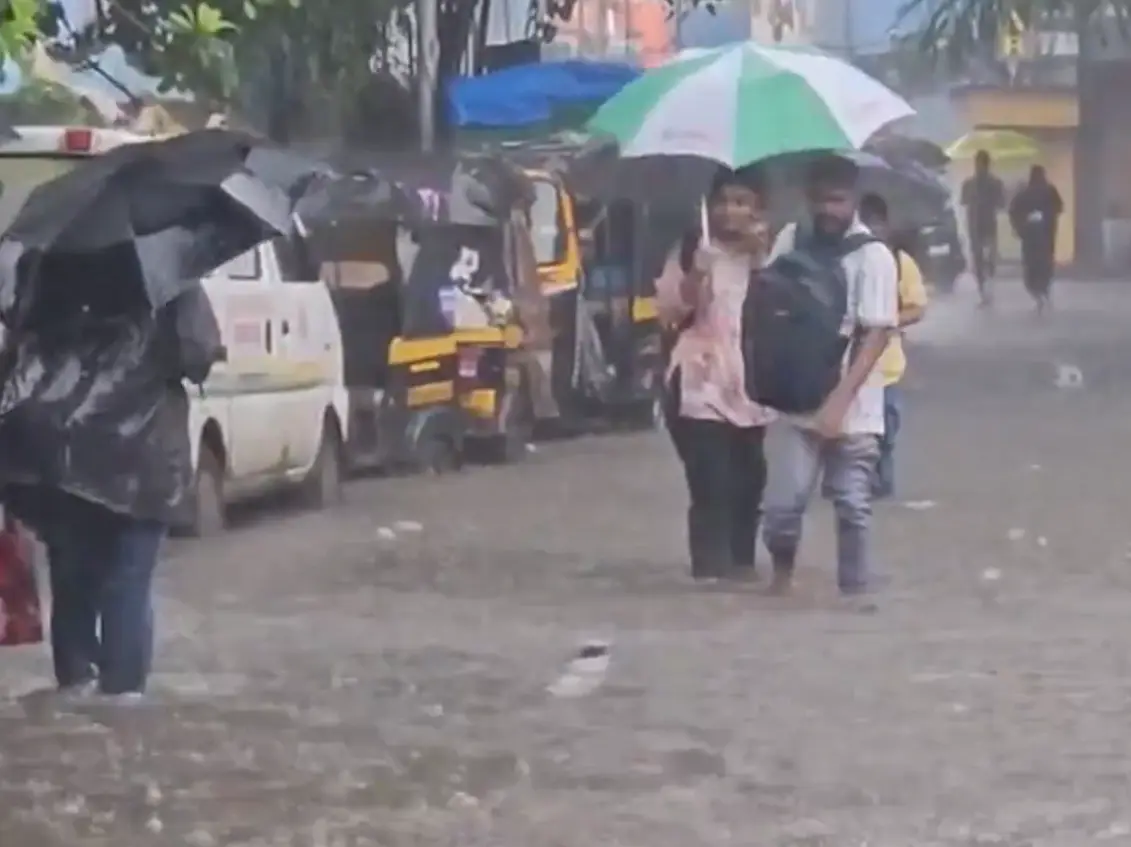 Which areas in Mumbai are worst hit by heavy rain? Full update on flooding, road closures and train disruptions Which areas in Mumbai are worst hit by heavy rain? Full update on flooding, road closures and train disruptions