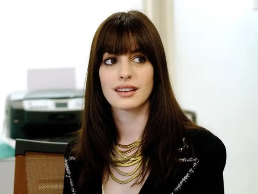 Devil Wears Prada 2: Anne Hathaway shares first look of 'Andy Sachs', Internet gives verdict of her outfit