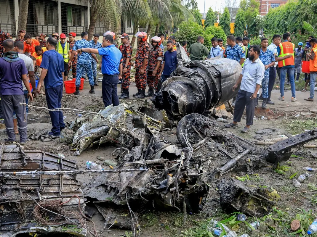 Bangladesh jet crash: India sends Delhi's burn specialist doctors to Dhaka Bangladesh jet crash: India sends Delhi's burn specialist doctors to Dhaka