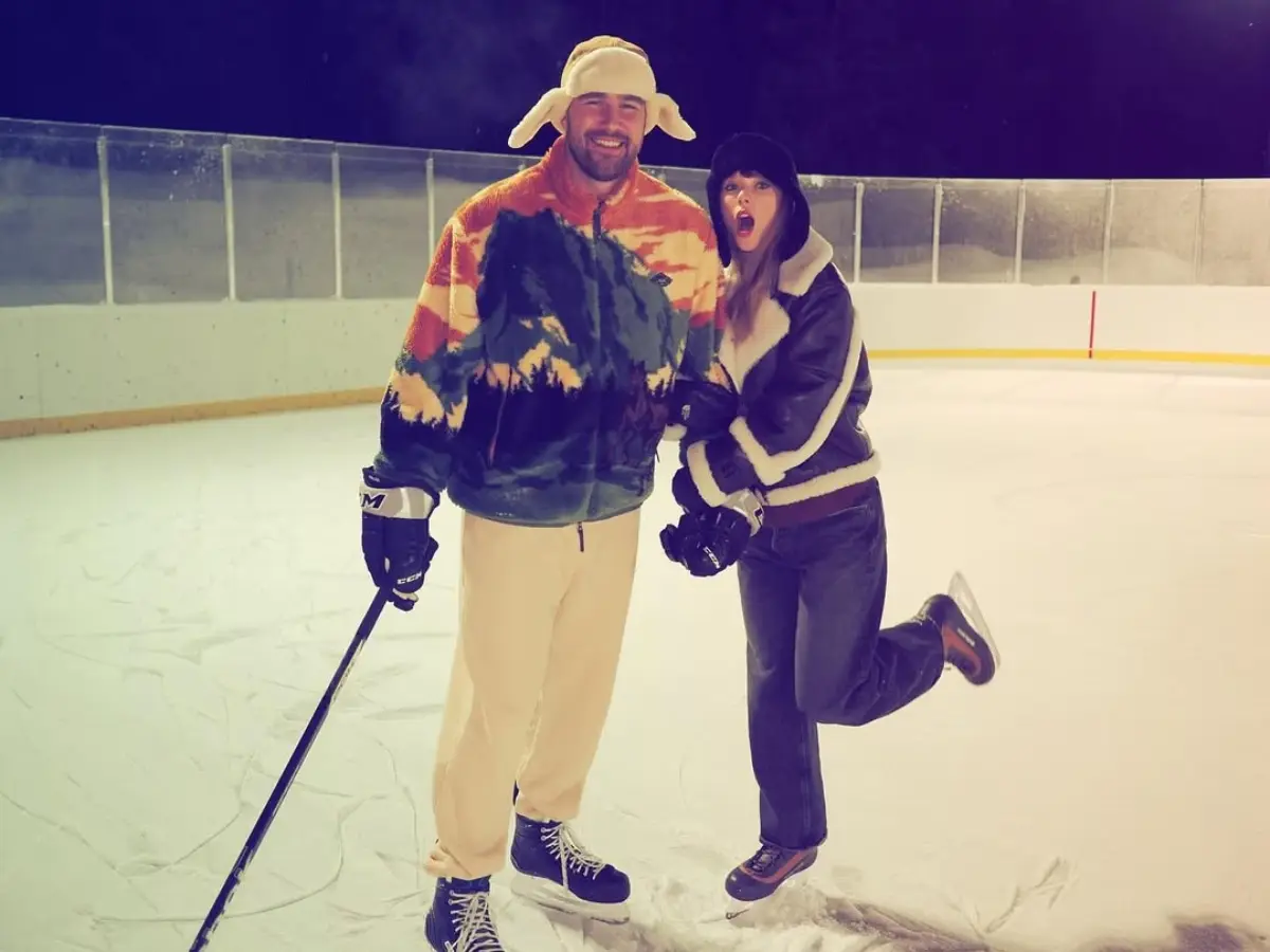 Travis Kelce's mushy photos with his 'ladylove' Taylor Swift sparks engagement rumours: Relationship timeline of couple Travis Kelce's mushy photos with his 'ladylove' Taylor Swift sparks engagement rumours: Relationship timeline of couple