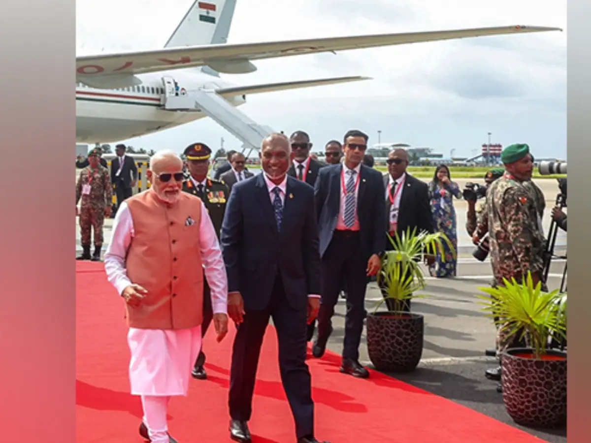 PM Modi in Maldives: Indian PM gets 21-gun salute at Independence Day event PM Modi in Maldives: Indian PM gets 21-gun salute at Independence Day event