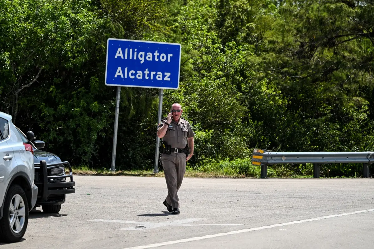 Deportation flights from Florida's 'Alligator Alcatraz’ detention facility begins