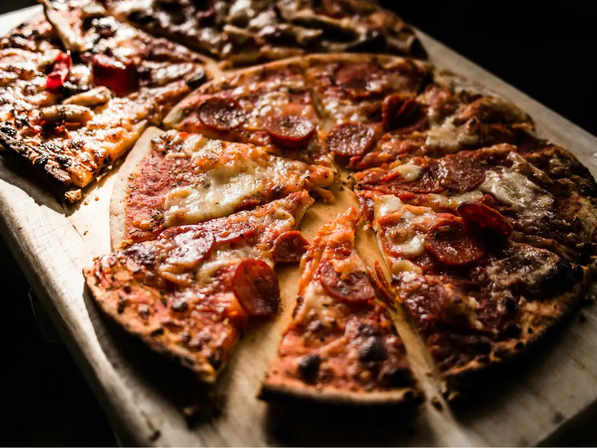 'Pot' pizzas accidentally intoxicate nearly 100 people. The shocked restaurant owner revealed... 'Pot' pizzas accidentally intoxicate nearly 100 people. The shocked restaurant owner revealed...