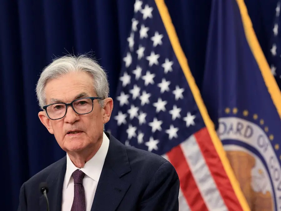 Powell under pressure as GDP, jobs data and politics collide at Fed meet