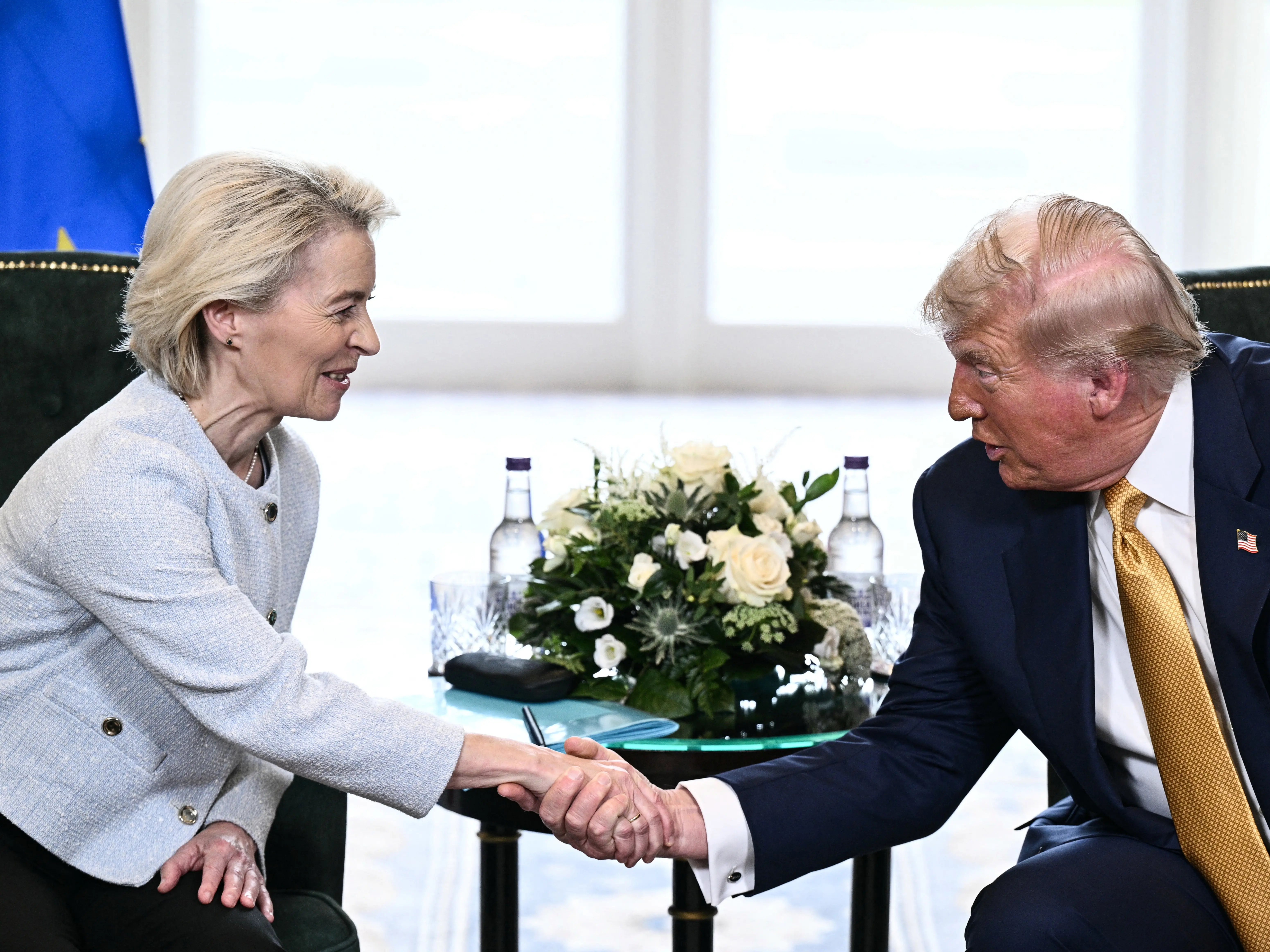 EU–US trade deal 2025: What it means for cars, chips, LNG and your wallet? EU–US trade deal 2025: What it means for cars, chips, LNG and your wallet?