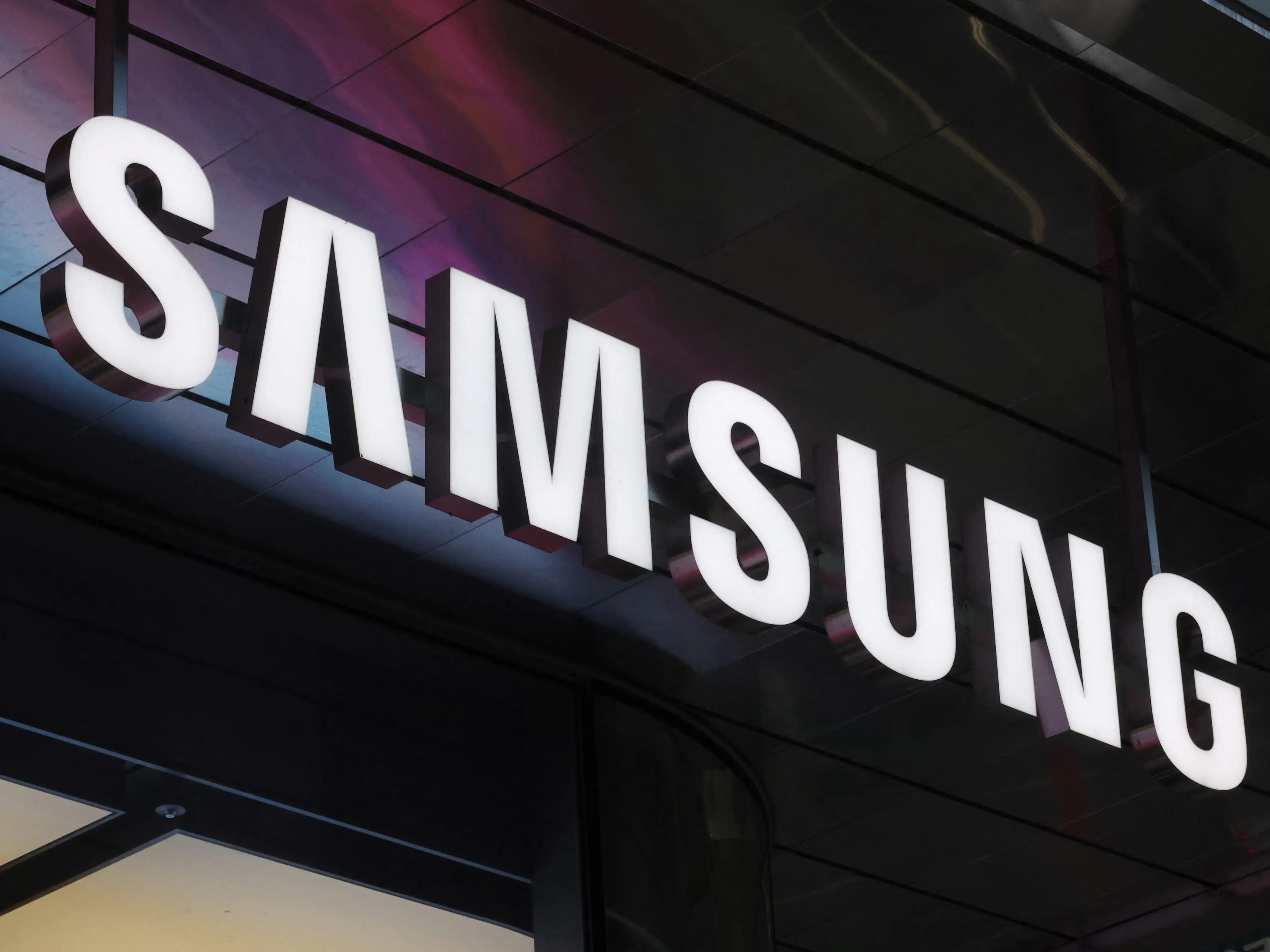 Samsung to supply Tesla chips in $16.5 billion deal through 2033 Samsung to supply Tesla chips in $16.5 billion deal through 2033