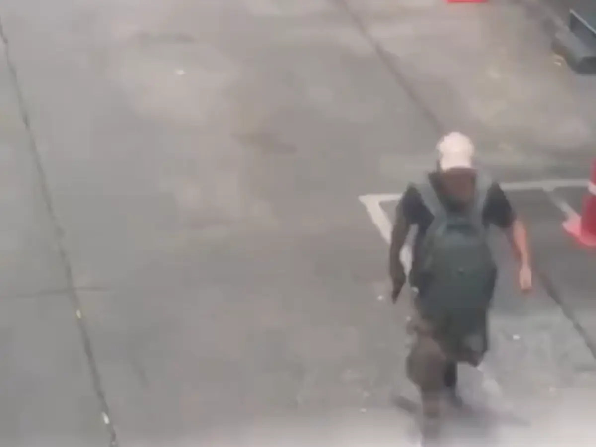 Bangkok mass shooting leaves six dead, shooter turns gun on himself