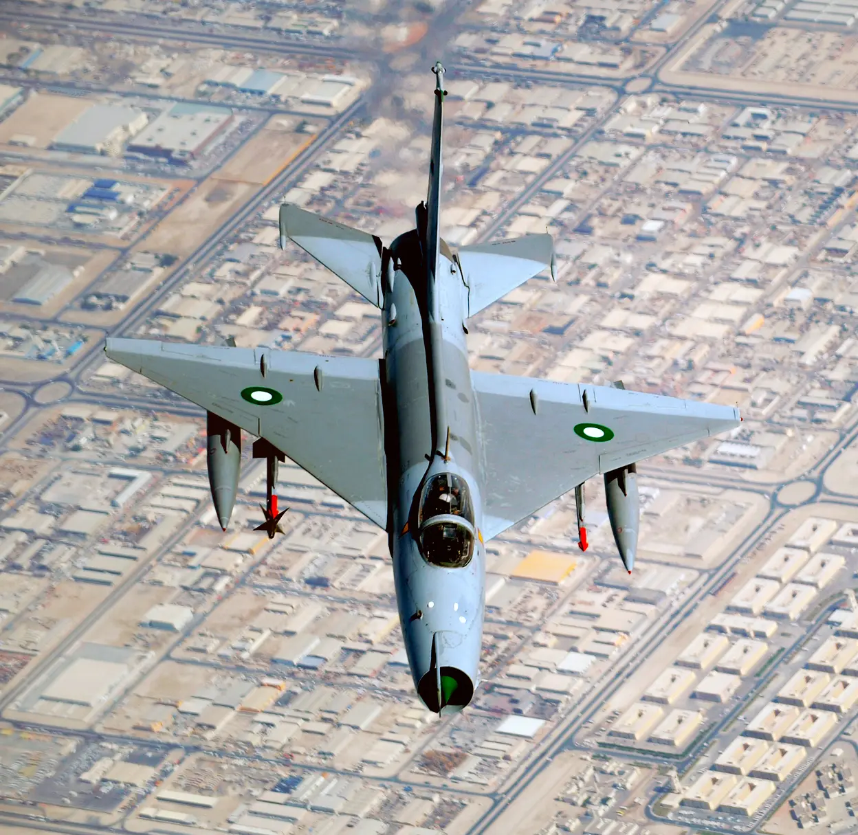 Chengdu J‑7: China’s MiG‑21 clone