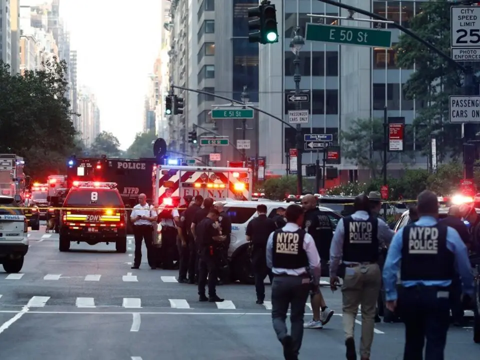 ‘We were really scared,’ say New Yorkers who ran for safety during rush-hour shooting ‘We were really scared,’ say New Yorkers who ran for safety during rush-hour shooting